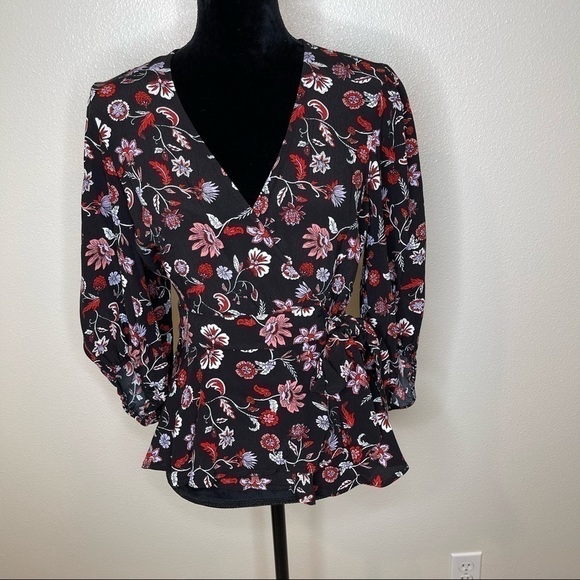 Banana Republic Floral Wrap Around Blouse Top XS - Picture 1 of 6